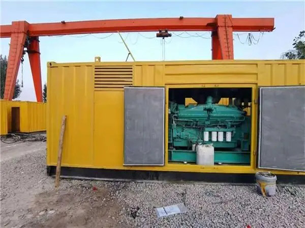 张湾冬季低温环境下，500KW发电机组应该选择什么类型的启动电瓶？